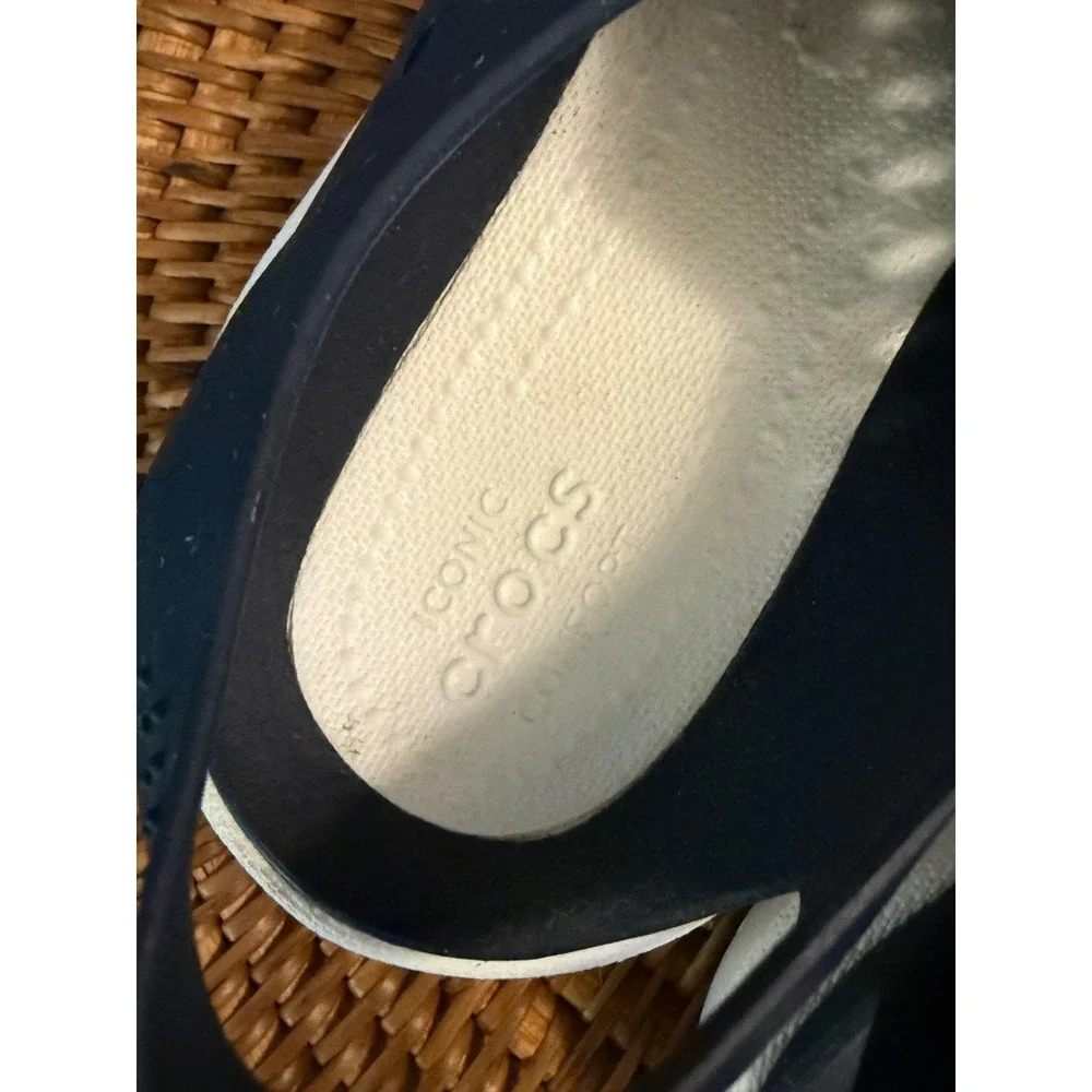 Crocs Swiftwater Wave Mens Navy Blue White Water Sandals Shoes Size M5